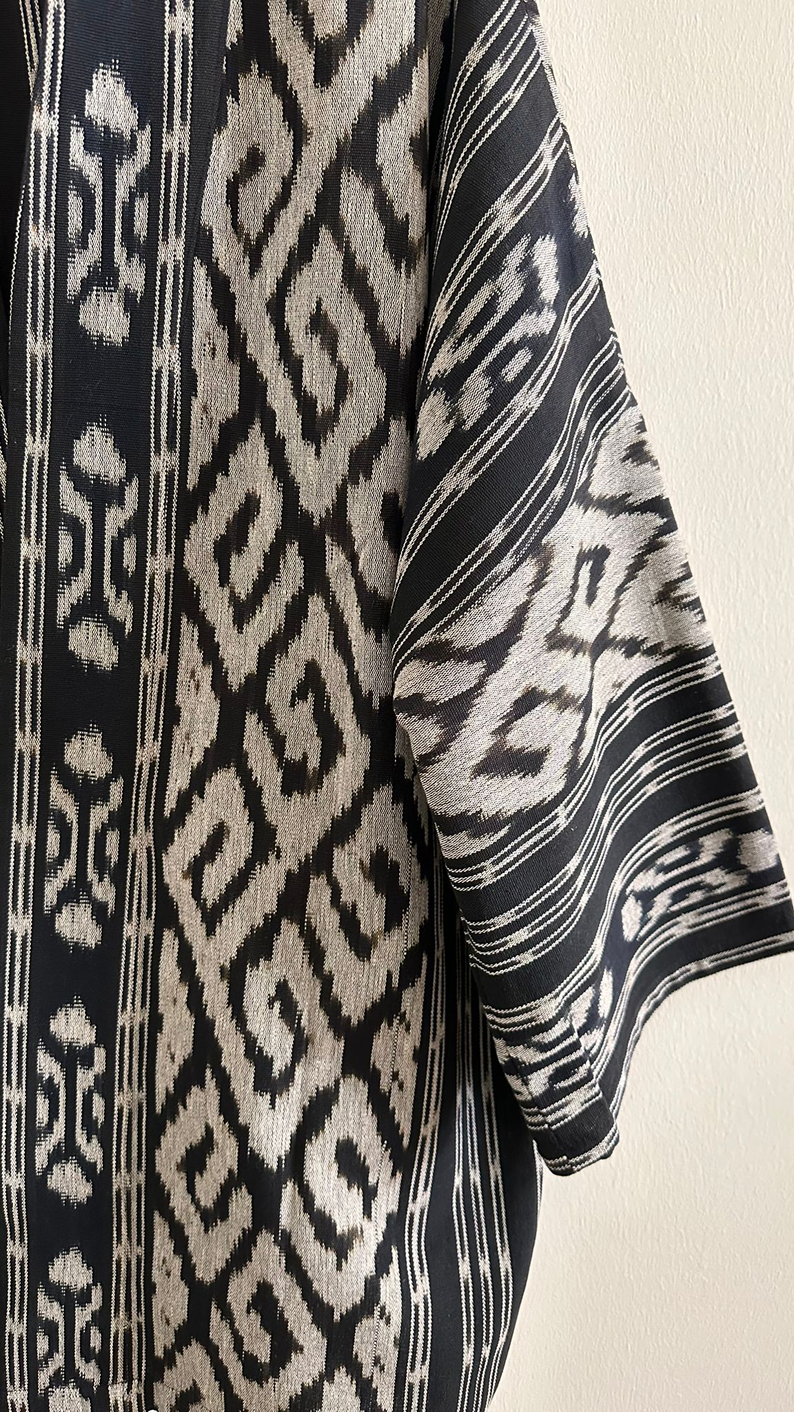 Raya Kimono - Black