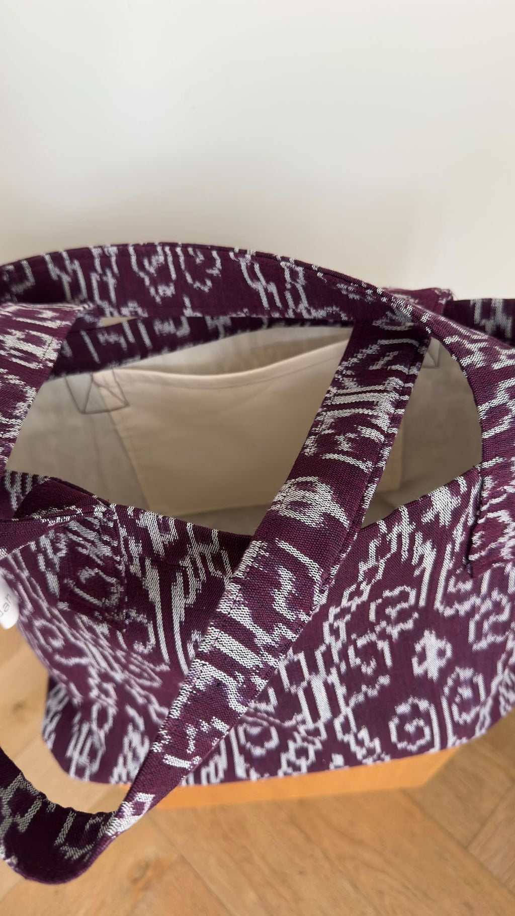 The faedah City Bag - Black Cherry