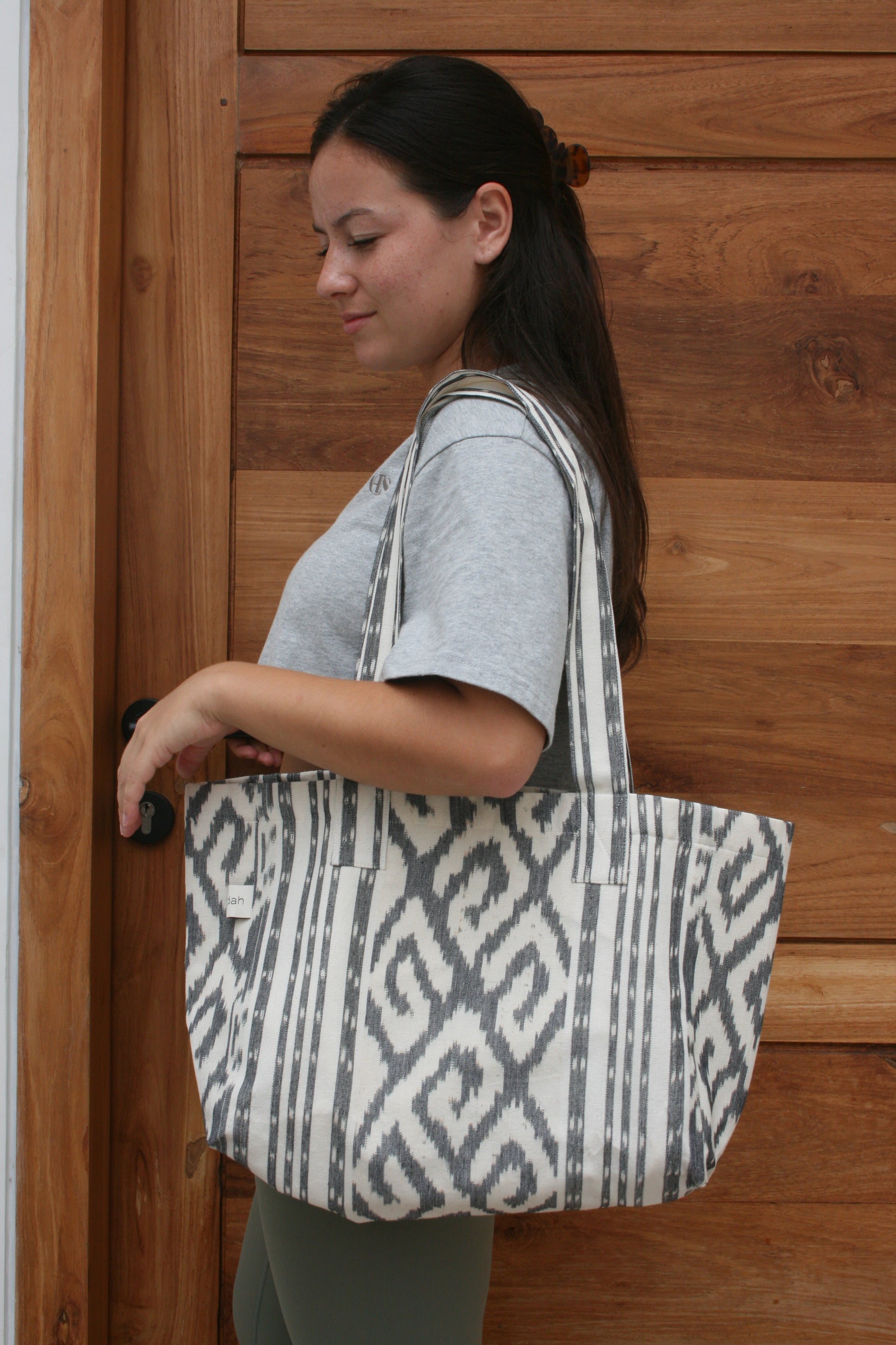 The faedah City Bag - Grey