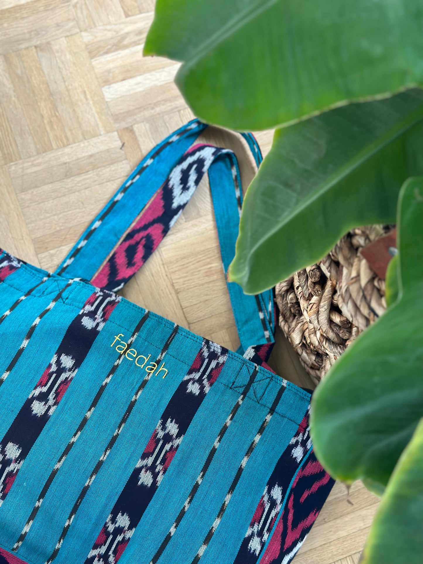 The faedah Bag - Turquoise blue