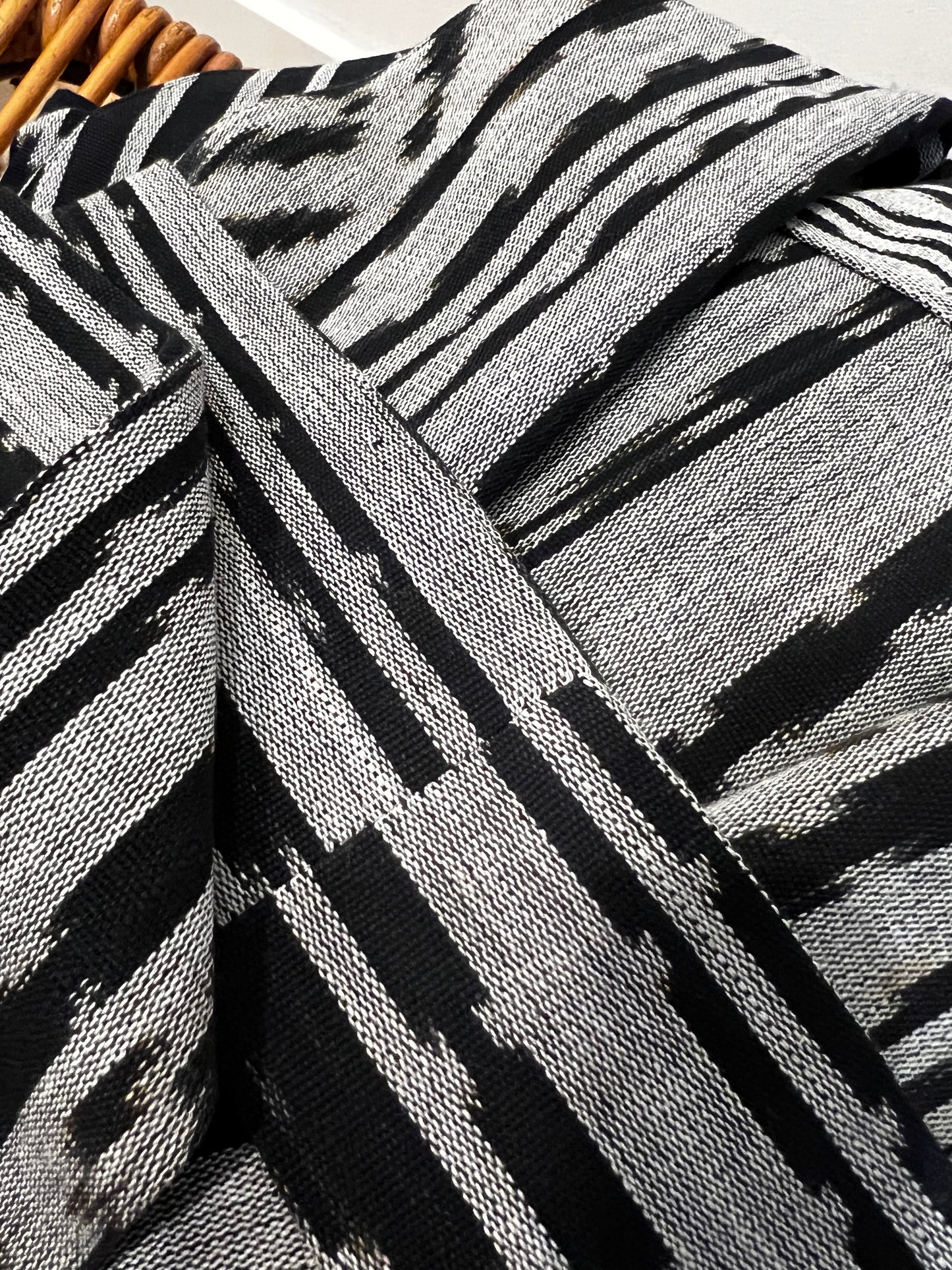 Rania Kimono - Grey Ikat